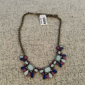 Jewel tone necklace by vivi- nwt